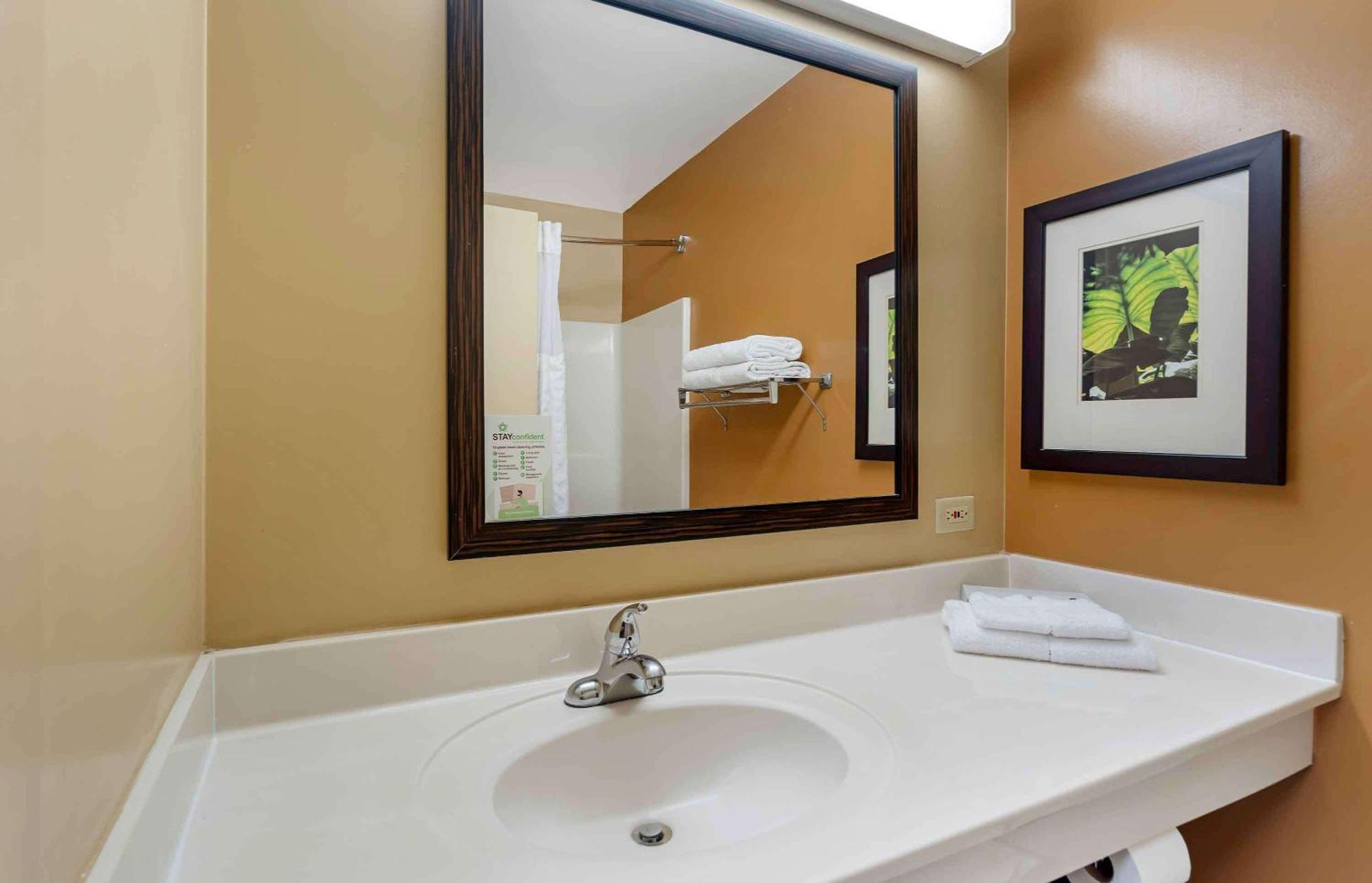 Extended Stay America Suites - Chicago - Elmhurst - O'Hare Exterior photo