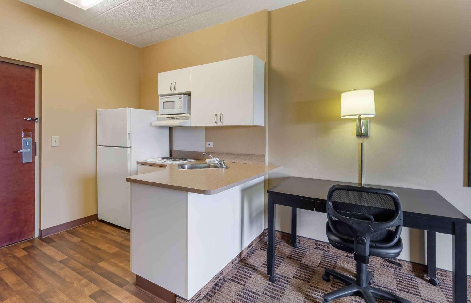 Extended Stay America Suites - Chicago - Elmhurst - O'Hare Exterior photo