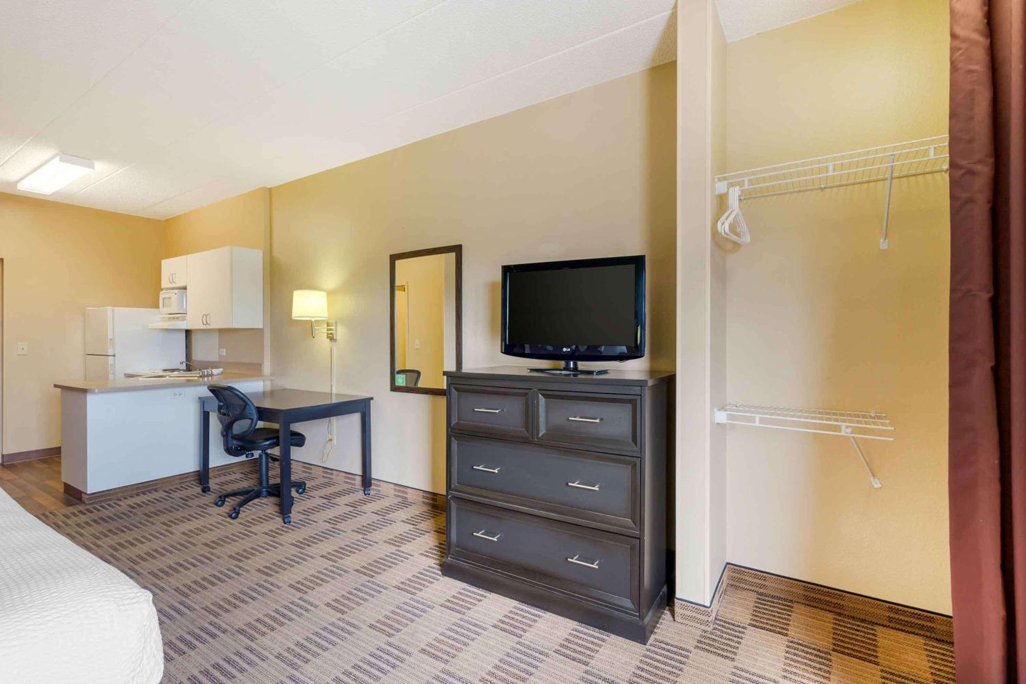 Extended Stay America Suites - Chicago - Elmhurst - O'Hare Exterior photo