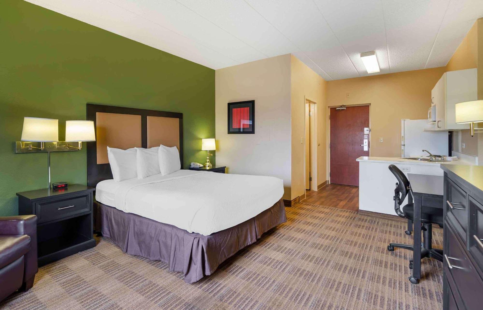 Extended Stay America Suites - Chicago - Elmhurst - O'Hare Exterior photo
